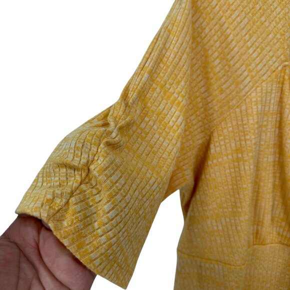 Jessica Simpson Womens Yellow Textured Knot Front Top SZ 2X Short Sleeve Stretch - Picture 7 of 12